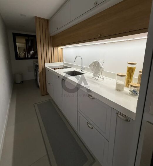 Apartamento Finamente Mobiliado no Centro – 83m² | Varanda com Churrasqueira | Centro - Palhoça/SC