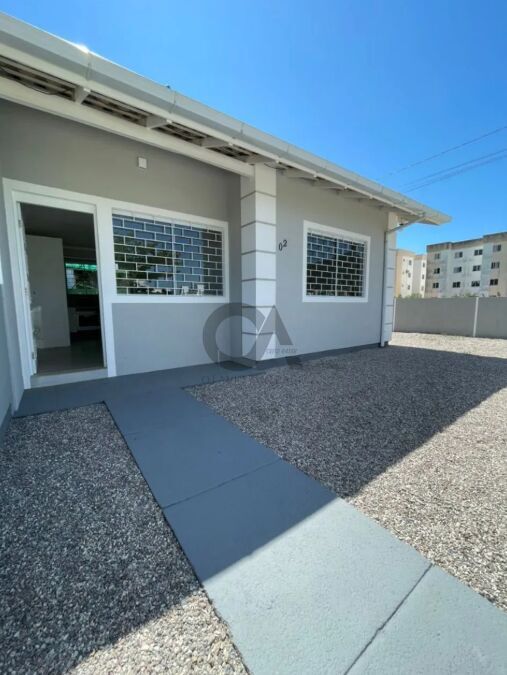Casa 2 Dormitórios | Semi-Mobiliada | Terreno Amplo com Viabilidade de Ampliação | São Sebastião – Palhoça/SC