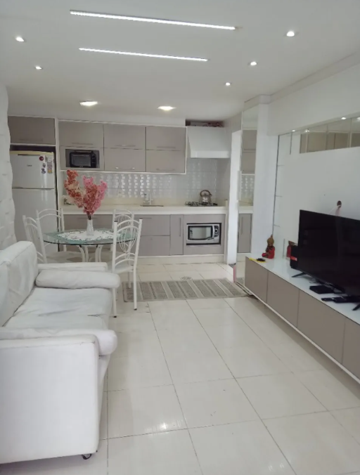 Apartamento 2 Dormitórios (1 Suíte) | Mobiliado | Churrasqueira | Nova Palhoça – Palhoça/SC
