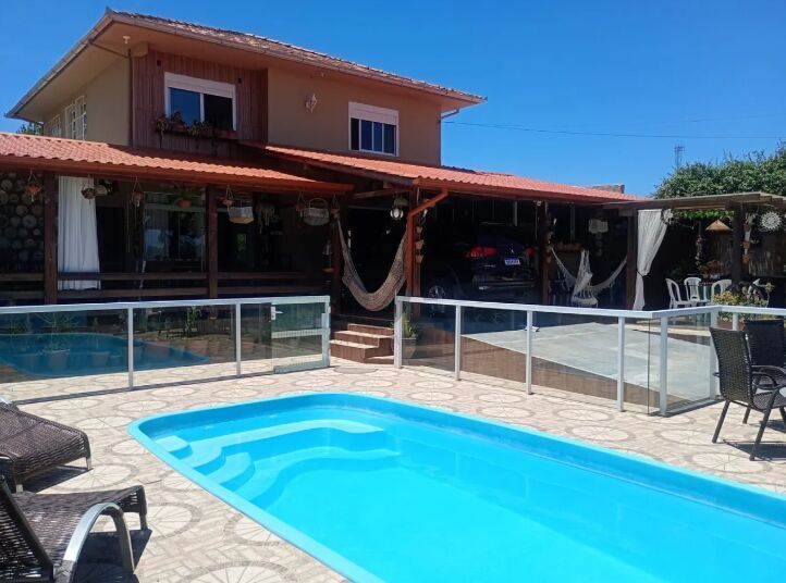 Casa Aconchegante 4 Quartos 220 m² com Piscina + Cascata | Pinheira, Palhoça/SC